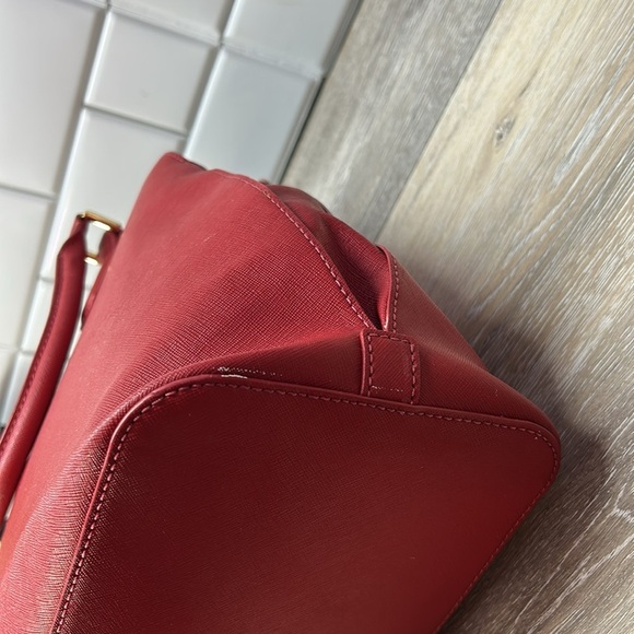 Tory Burch red Robinson satchel bag - Picture 4 of 10